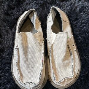Size 6 Sanuk Striped Knit Slip-On Liner in Beige and Multicolor